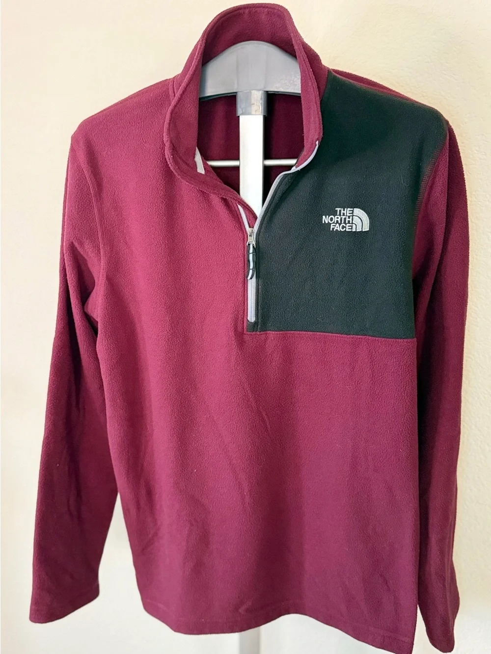 The North Face Men's Burgundy Fleece Quarter-Zip with Black Chest Panel